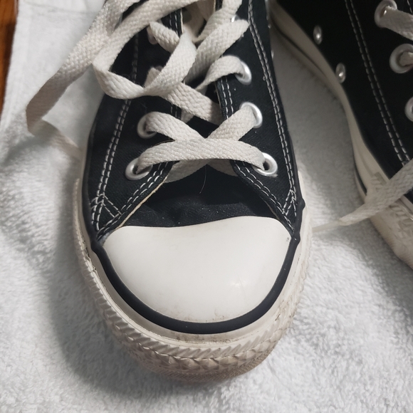 Converse Chuck Taylor black low top sneakers very good condition - Picture 2 of 6